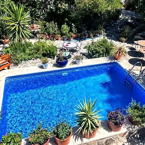 https://casa-jazmin-orgiva.es-andalucia.com